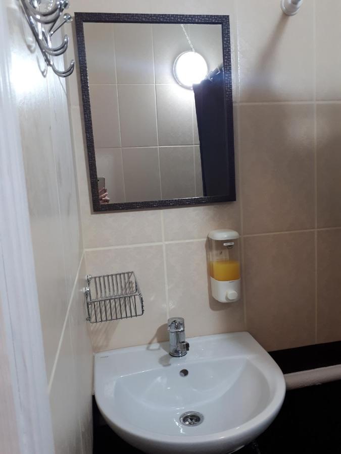 Hotel Gostynnyi Dvir Sarhorod Kültér fotó